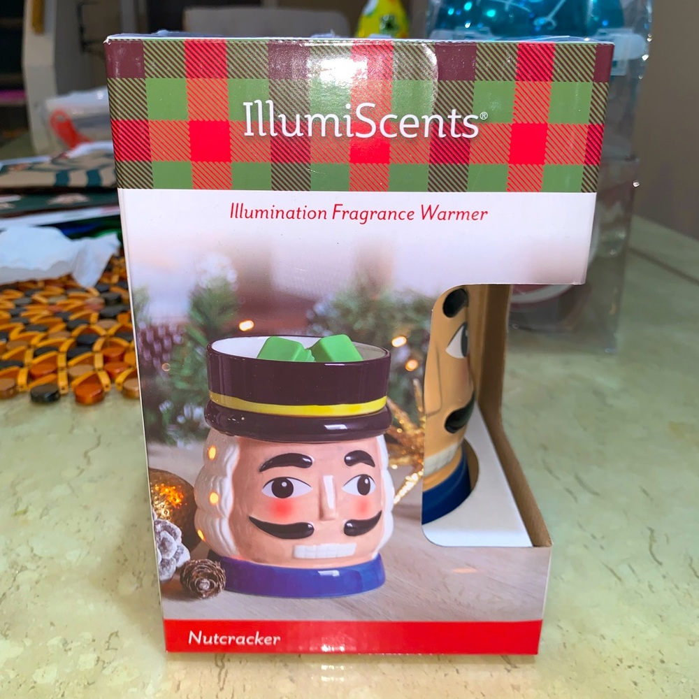 Illumiscents Nutcracker Fragrance Warmer For Scented Wax Melts Christmas Holiday